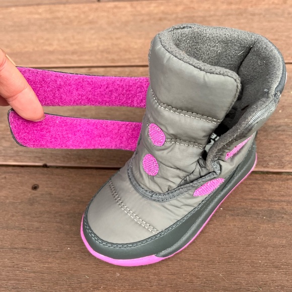 Sorel Whitney II Strap Toddler Boots size 6 - Picture 7 of 7